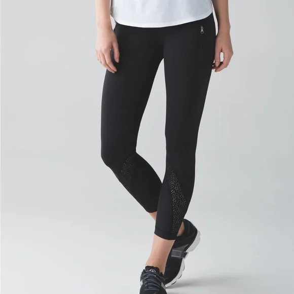 Lululemon Inspire Tight II - Picture 1 of 16